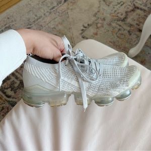 NIKE VAPOR MAX